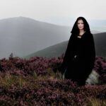 Celtic Woman and solo artist Lynn Hilary (2007)